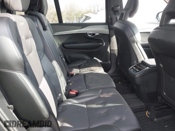 2021 Volvo XC90 Momentum with VIN YV4102PK3M1716878, listed as a IAAI auction lot 41420900 with 49,075 mi miles. Bid and sale history available at carsss.com. Image 8.