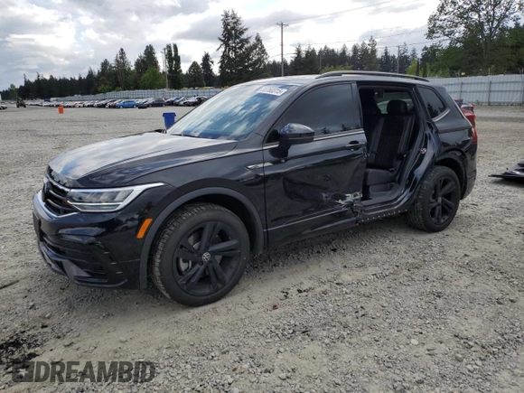 2024 Volkswagen Tiguan SE R-Line Black с VIN 3VV8B7AXXRM063670, выставлен на аукционе Copart как лот 55760315 с пробегом 12 959 миль миль и Списание • Salvage title. История ставок и продаж доступна на DreamBid. Изображение 1.