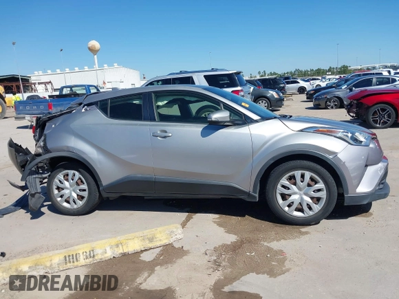 2019 Toyota C-HR XLE with VIN JTNKHMBX9K1024048, listed as a IAAI auction lot 41775374 with 38,909 mi miles. Bid and sale history available at carsss.com. Image 14.