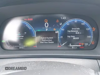 2025 Toyota Crown XLE z VIN JTDACAAJ1S3007128, wystawiony jako IAAI lot #42217220 z przebiegiem 2016 mil mil oraz . Historia ofert i sprzedaży dostępna na DreamBid. Obrazek 7.
