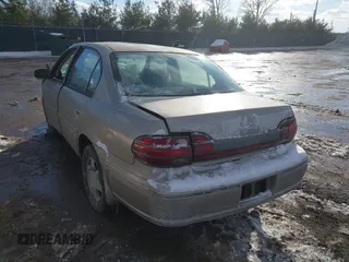 1998 Oldsmobile Cutlass GL z VIN 1G3NB52M9W6300607, wystawiony jako IAAI lot #41575122 z przebiegiem Nie podano mil oraz . Historia ofert i sprzedaży dostępna na DreamBid. Obrazek 3.