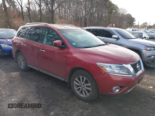 2015 Nissan Pathfinder SV with VIN 5N1AR2MM4FC706409, listed as a IAAI auction lot 41875922 with 264,330 mi miles and . Bid and sale history available at DreamBid. Image 1.