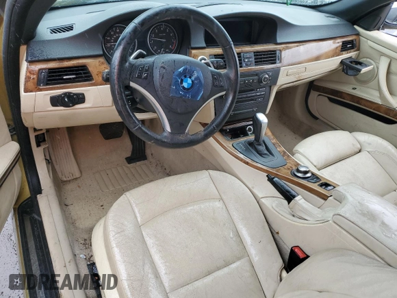 2007 BMW 3 Series 328i z VIN WBAWL13557PX15367, wystawiony jako Copart lot #56542565 z przebiegiem 132 845 mil mil oraz Czysty tytuł • Clean title. Historia ofert i sprzedaży dostępna na DreamBid. Obrazek 8.