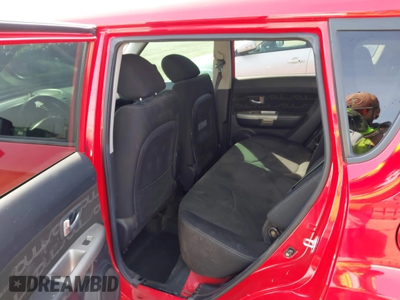 2012 Kia Soul + with VIN KNDJT2A63C7400592, listed as a IAAI auction lot 41836900 with 103,535 mi miles. Bid and sale history available at carsss.com. Image 8.