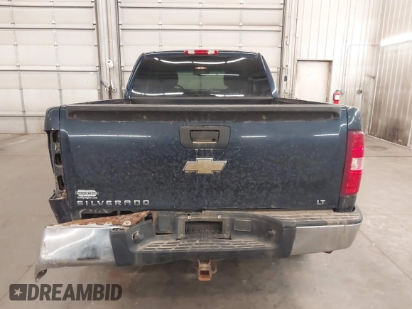 2008 Chevrolet Silverado 1500 LTZ with VIN 2GCEK19J081245477, listed as a IAAI auction lot 41754954 with 220,214 mi miles. Bid and sale history available at carsss.com. Image 17.