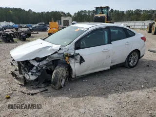 2015 Ford Focus SE with VIN 1FADP3F29FL289254, listed as a Copart auction lot 50426735 with 133,552 mi miles and Salvage title. Bid and sale history available at DreamBid. Image 1.