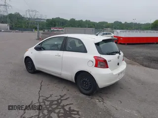 2008 Toyota Yaris с VIN JTDJT923885164909, выставлен на аукционе IAAI как лот 42485553 с пробегом 215 765 миль миль и . История ставок и продаж доступна на DreamBid. Изображение 3.