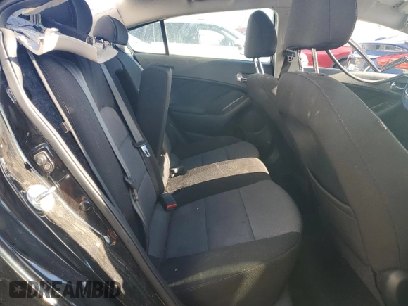 2014 Kia Forte EX with VIN KNAFX4A88E5231947, listed as a Copart auction lot 83085904 with 107,117 mi miles and Non Repairable. Bid and sale history available at carsss.com. Image 10.