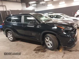 2023 Toyota Highlander Hybrid LE with VIN 5TDBBRCH7PS563711, listed as a IAAI auction lot 42444218 with 81,031 mi miles and . Bid and sale history available at DreamBid. Image 13.