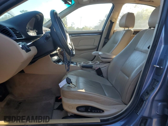 2001 BMW 3 Series 325i with VIN WBAAV33471FU90843, listed as a Copart auction lot 48934835 with 134,146 mi miles and Salvage Title. Bid and sale history available at carsss.com. Image 7.