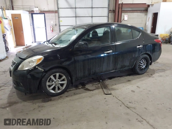2014 Nissan Versa SV with VIN 3N1CN7AP3EL835817, listed as a IAAI auction lot 41312955 with 183,375 mi miles. Bid and sale history available at carsss.com. Image 2.