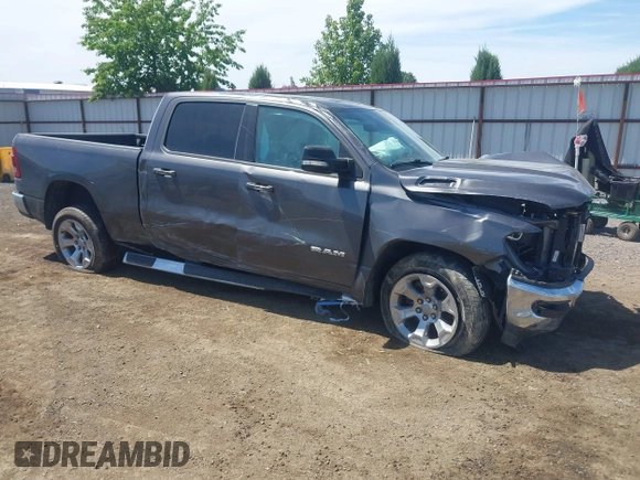 2022 Ram 1500 Big Horn z VIN 1C6SRFMT8NN481607, wystawiony jako IAAI lot #42359931 z przebiegiem 35 893 mil mil oraz . Historia ofert i sprzedaży dostępna na DreamBid. Obrazek 1.