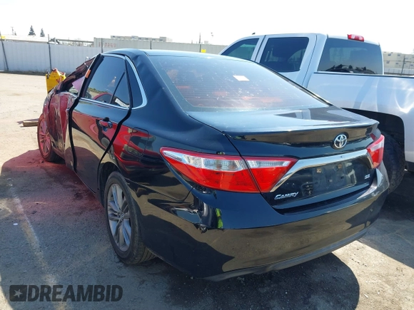 2017 Toyota Camry XLE with VIN 4T1BF1FK2HU390198, listed as a IAAI auction lot 41895229 with 132,216 mi miles. Bid and sale history available at carsss.com. Image 3.