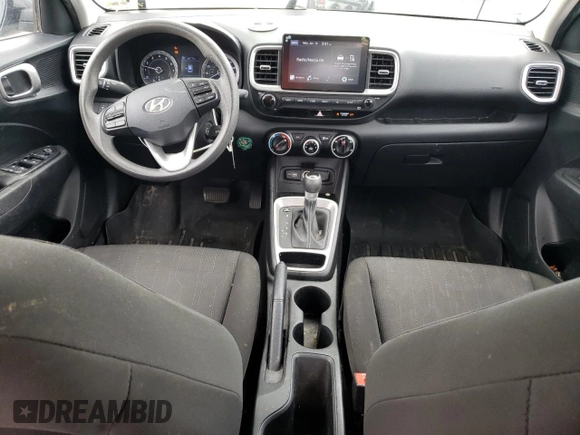 2022 Hyundai Venue SE with VIN KMHRB8A37NU134637, listed as a Copart auction lot 60866415 with 121,028 mi miles and Salvage title. Bid and sale history available at DreamBid. Image 8.