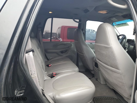 2000 Ford Expedition XLT with VIN 1FMPU16L4YLB83421, listed as a Copart auction lot 51792805 with 128,553 mi miles and Salvage Title. Bid and sale history available at carsss.com. Image 10.