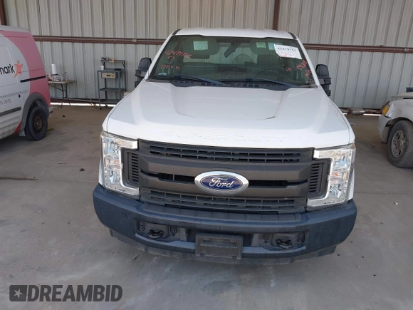 2017 Ford F-250 XL с VIN 1FDBF2A68HED79734, выставлен на аукционе IAAI как лот 42479755 с пробегом 59 208 миль миль и . История ставок и продаж доступна на DreamBid. Изображение 6.