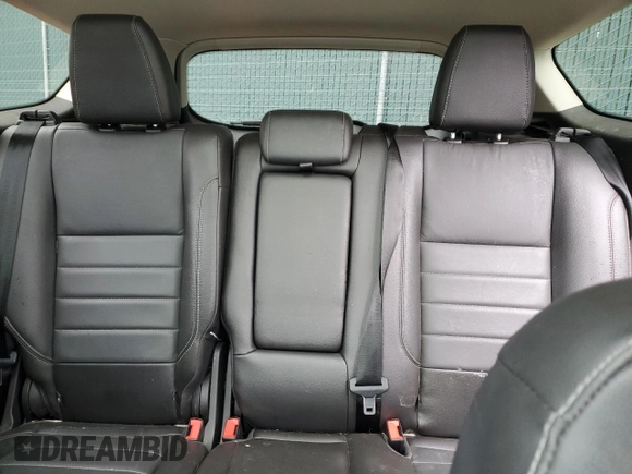 2015 Ford Escape Titanium с VIN 1FMCU9J98FUB31984, выставлен на аукционе Copart как лот 57406115 с пробегом 116 681 миль миль и Чистый • Clean title. История ставок и продаж доступна на DreamBid. Изображение 10.