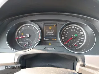 2018 Volkswagen Atlas SE z VIN 1V2DR2CA2JC550354, wystawiony jako IAAI lot #42481731 z przebiegiem 119 914 mil mil oraz . Historia ofert i sprzedaży dostępna na DreamBid. Obrazek 7.