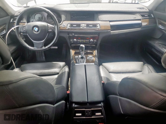 2012 BMW 7 Series 750i xDrive с VIN WBAKC6C55CC395741, выставлен на аукционе Copart как лот 54731405 с пробегом 166 193 миль миль и Чистый • Clean title. История ставок и продаж доступна на DreamBid. Изображение 8.