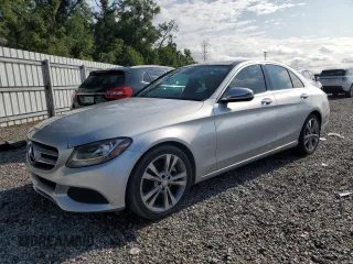 2017 Mercedes-Benz C 300 z VIN 55SWF4JB1HU192699, wystawiony jako Copart lot #59310025 z przebiegiem Nie podano mil oraz Czysty tytuł • Clean title. Historia ofert i sprzedaży dostępna na DreamBid. Obrazek 1.