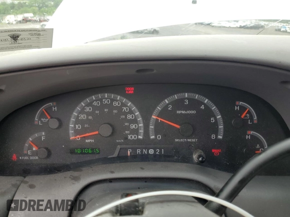 2003 Ford F-150 XL with VIN 1FTRX18L33NA43522, listed as a Copart auction lot 61197615 with 101,061 mi miles and Salvage title. Bid and sale history available at DreamBid. Image 9.