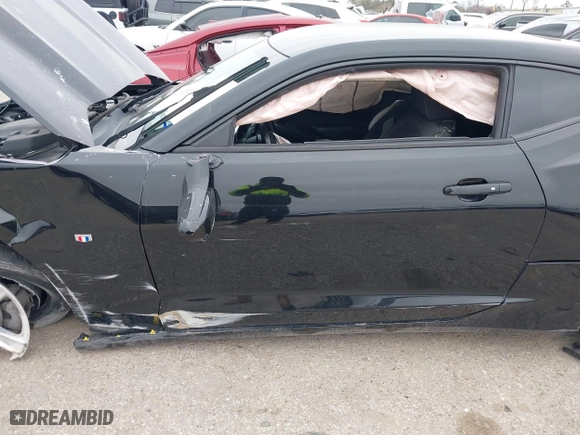 2019 Chevrolet Camaro 1LT with VIN 1G1FB1RS4K0105666, listed as a IAAI auction lot 41623001 with 58,694 mi miles. Bid and sale history available at carsss.com. Image 16.