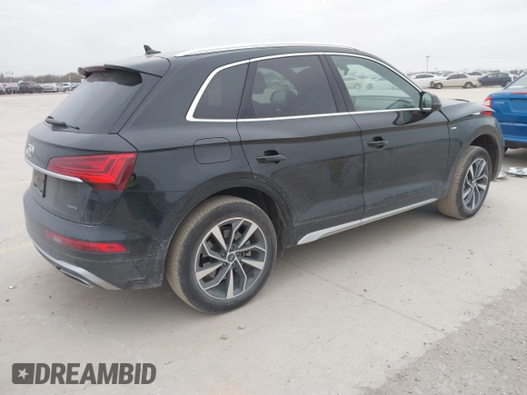 2023 Audi Q5 S line Premium Plus with VIN WA1EAAFY7P2002973, listed as a IAAI auction lot 41635718 with 38,943 mi miles. Bid and sale history available at carsss.com. Image 4.
