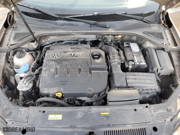 2015 Volkswagen Passat 2.0L TDI SEL Premium with VIN 1VWCV7A3XFC085658, listed as a Copart auction lot 48063705 with 188,805 mi miles and Salvage Title. Bid and sale history available at carsss.com. Image 11.