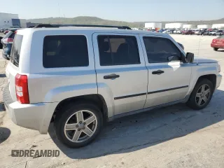 2007 Jeep Patriot Sport with VIN 1J8FF28W97D325271, listed as a Copart auction lot 52454715 with 182,358 mi miles and Clean Title. Bid and sale history available at DreamBid. Image 3.