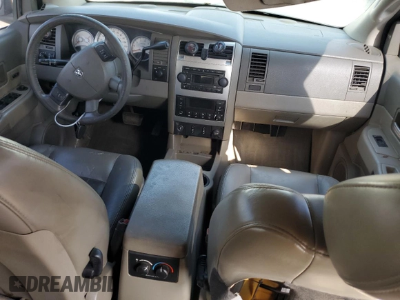 2004 Dodge Durango Limited z VIN 1D8HB58D74F122229, wystawiony jako Copart lot #43991385 z przebiegiem Nie podano mil oraz Szkoda całkowita • Salvage title. Historia ofert i sprzedaży dostępna na DreamBid. Obrazek 8.