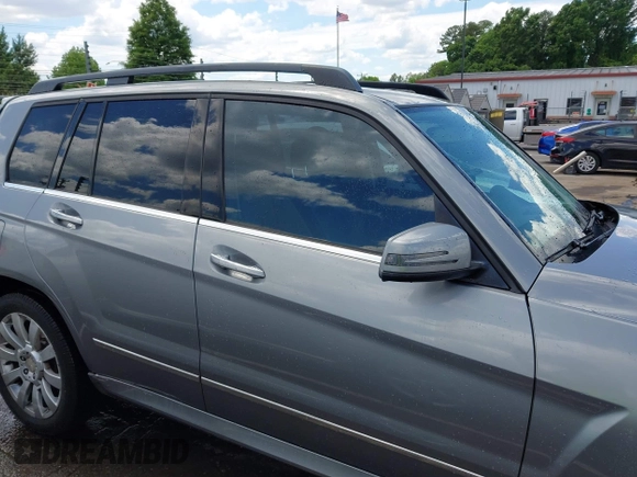 2012 Mercedes-Benz GLK 350 with VIN WDCGG5GB7CF768357, listed as a IAAI auction lot 42184151 with 135,464 mi miles and . Bid and sale history available at DreamBid. Image 13.