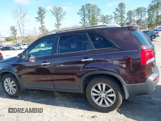 2011 Kia Sorento EX with VIN 5XYKU3A12BG089184, listed as a IAAI auction lot 41145941 with 111,597 mi miles. Bid and sale history available at carsss.com. Image 14.