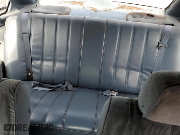 1995 Chevrolet Caprice with VIN 1G1BL52P1SR172763, listed as a Copart auction lot 55536305 with 386,536 mi miles and Clean Title. Bid and sale history available at DreamBid. Image 10.