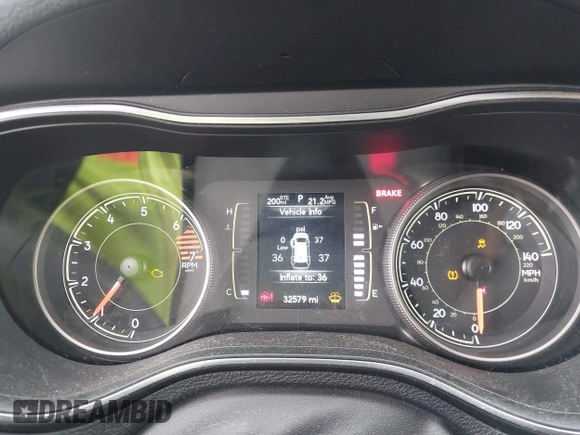 2019 Jeep Cherokee Latitude Plus with VIN 1C4PJMLB1KD465110, listed as a IAAI auction lot 42527260 with 32,579 mi miles and . Bid and sale history available at DreamBid. Image 7.