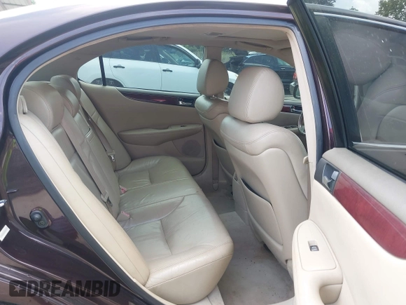 2002 Lexus ES 300 с VIN JTHBF30G425026580, выставлен на аукционе IAAI как лот 42370924 с пробегом 215 836 миль миль и . История ставок и продаж доступна на DreamBid. Изображение 8.