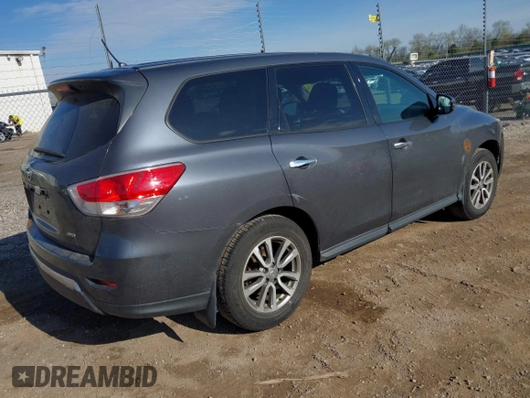 2013 Nissan Pathfinder SV with VIN 5N1AR2MM0DC608006, listed as a IAAI auction lot 42121692 with 207,053 mi miles. Bid and sale history available at carsss.com. Image 4.