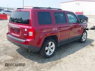 2016 Jeep Patriot Latitude with VIN 1C4NJPFB6GD603624, listed as a IAAI auction lot 42411731 with 187,485 mi miles and . Bid and sale history available at DreamBid. Image 4.