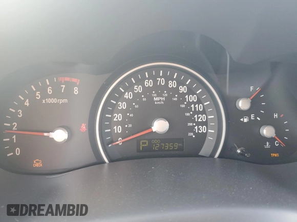 2012 Kia Sedona LX with VIN KNDMG4C78C6434391, listed as a Copart auction lot 70853574 with 127,359 mi miles and Salvage Title. Bid and sale history available at carsss.com. Image 9.