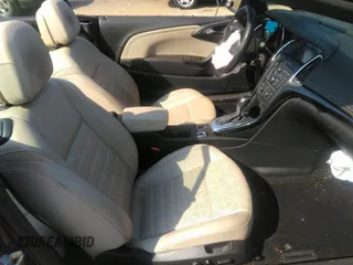 2017 Buick Cascada Premium с VIN W04WH3N51HG086621, выставлен на аукционе IAAI как лот 42565318 с пробегом 69 700 миль миль и . История ставок и продаж доступна на DreamBid. Изображение 5.