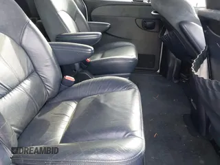 2001 Chrysler Town & Country Limited with VIN 2C8GP64L71R299459, listed as a IAAI auction lot 41715441 with 305,809 mi miles. Bid and sale history available at carsss.com. Image 8.