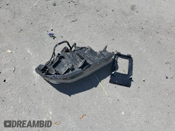 2017 Mitsubishi Lancer ES z VIN JA32U2FU6HU007637, wystawiony jako Copart lot #56843245 z przebiegiem 119 915 mil mil oraz Szkoda całkowita • Salvage title. Historia ofert i sprzedaży dostępna na DreamBid. Obrazek 12.