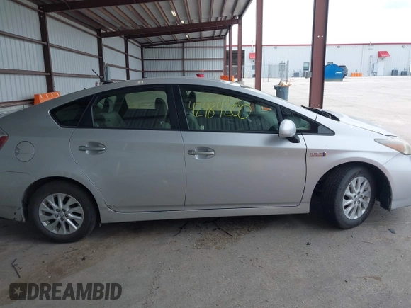 2013 Toyota Prius with VIN JTDKN3DP8D3043430, listed as a IAAI auction lot 42484200 with 247,835 mi miles and . Bid and sale history available at DreamBid. Image 13.