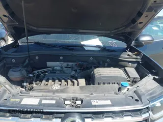 2019 Volkswagen Atlas SE z VIN 1V2WR2CA4KC595211, wystawiony jako IAAI lot #41986643 z przebiegiem 96 299 mil mil oraz . Historia ofert i sprzedaży dostępna na DreamBid. Obrazek 10.