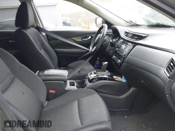2017 Nissan Rogue SV with VIN KNMAT2MV4HP583060, listed as a IAAI auction lot 42093224 with Not Provided miles and . Bid and sale history available at carsss.com. Image 5.