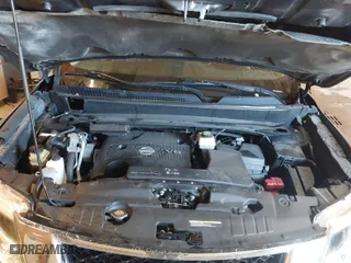 2014 Nissan Pathfinder SV with VIN 5N1AR2MMXEC709037, listed as a IAAI auction lot 41327043 with 269,383 mi miles. Bid and sale history available at carsss.com. Image 10.