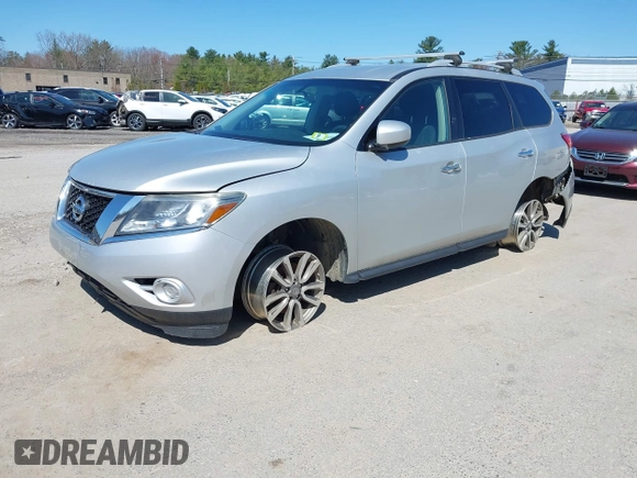 2016 Nissan Pathfinder Platinum with VIN 5N1AR2MM0GC616224, listed as a IAAI auction lot 42088422 with 131,411 mi miles. Bid and sale history available at carsss.com. Image 2.