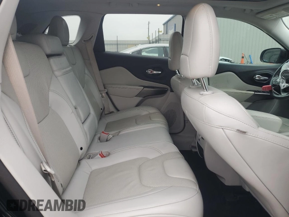 2019 Jeep Cherokee Limited with VIN 1C4PJLDX2KD308318, listed as a Copart auction lot 58499565 with 50,442 mi miles and Salvage title. Bid and sale history available at DreamBid. Image 11.