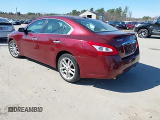 2010 Nissan Maxima S z VIN 1N4AA5AP6AC805856, wystawiony jako IAAI lot #42014568 z przebiegiem 98 762 mil mil oraz . Historia ofert i sprzedaży dostępna na DreamBid. Obrazek 3.