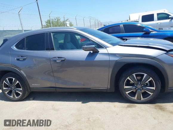 2020 Lexus UX 250h with VIN JTHP9JBH9L2020588, listed as a IAAI auction lot 42543365 with 61,792 mi miles and . Bid and sale history available at DreamBid. Image 13.