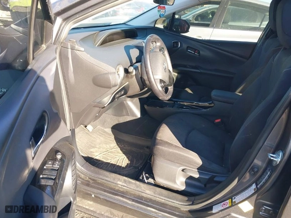2020 Toyota Prius Prime LE with VIN JTDKARFP7L3150768, listed as a IAAI auction lot 41359168 with 43,843 mi miles. Bid and sale history available at carsss.com. Image 5.